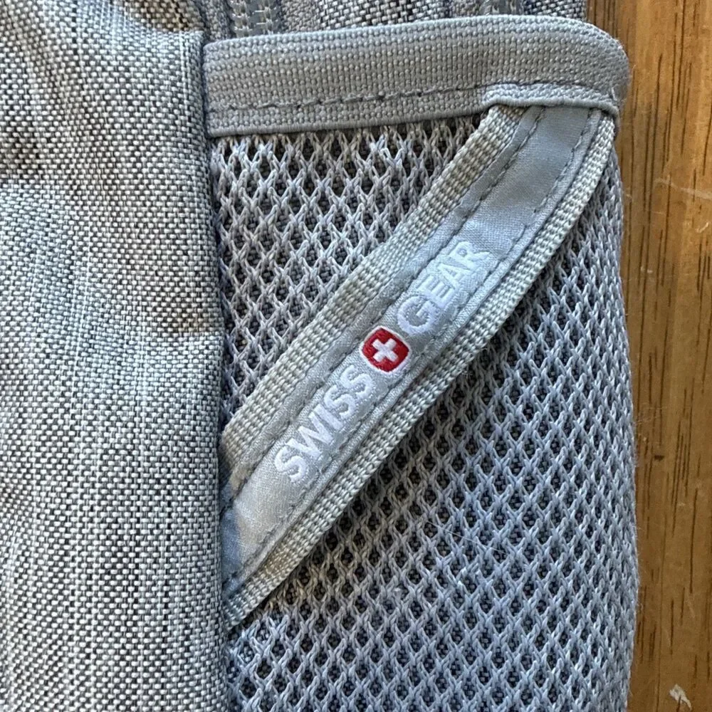 Swiss Gear, Gray Backpack , L , Gray Full Zip, 9 Pockets